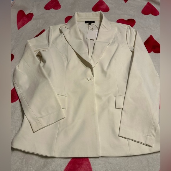 NWT CAPSULE 121
The Star Jacket In Ivory - Picture 10 of 16